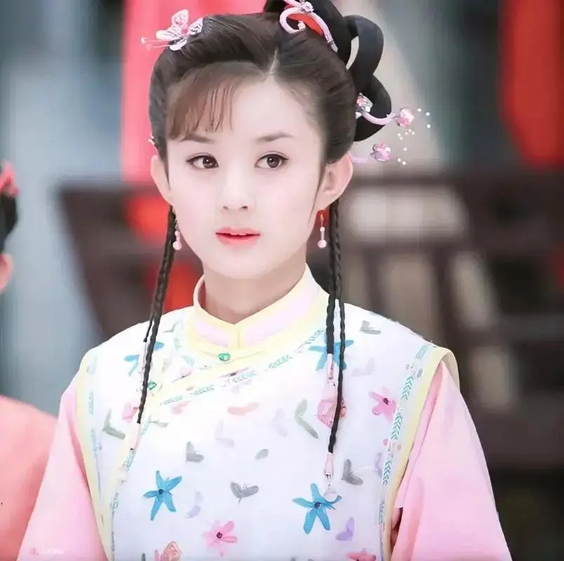 步入中年却依旧靓丽赵丽颖信息来源:杨魏玲花百度百科个人资料而她