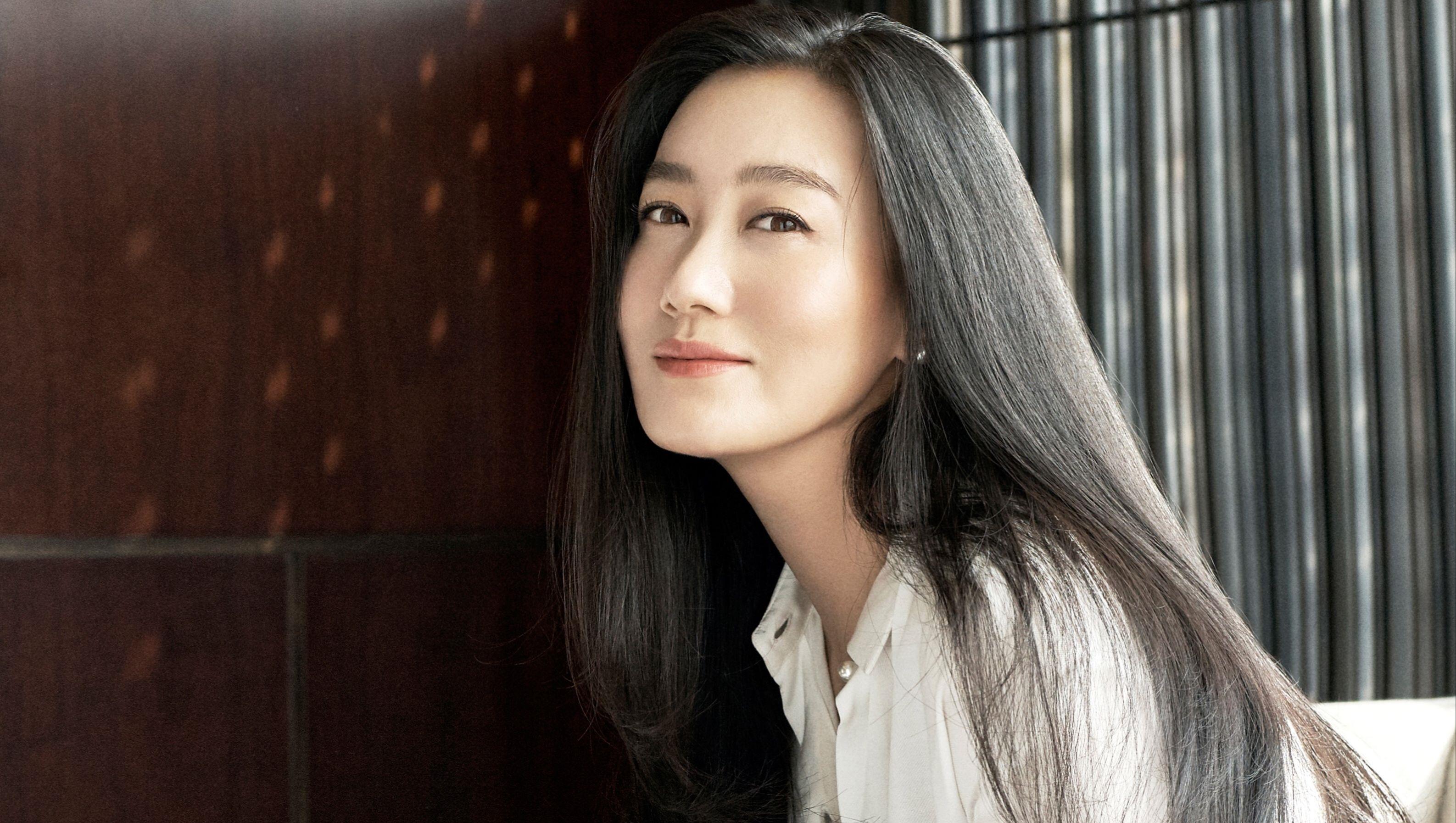 《我是歌手》第五季,谭晶霸气转身无人能敌,这才是真正的歌唱家_当代