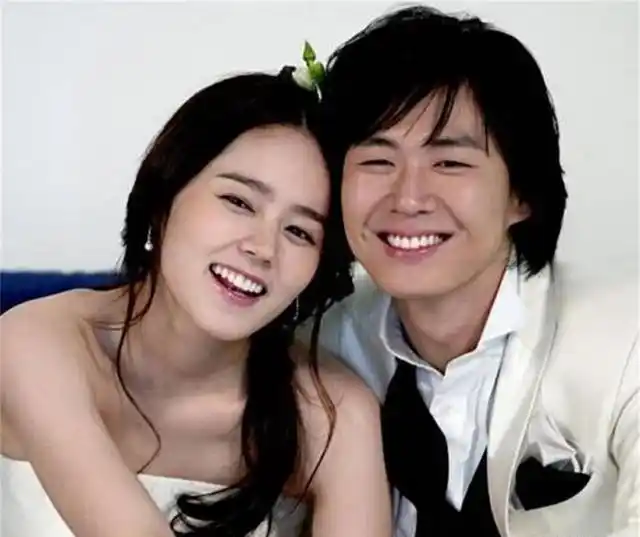 韩剧女神老公pk李英爱老公年龄大,孙艺珍老公帅,韩佳人最幸福