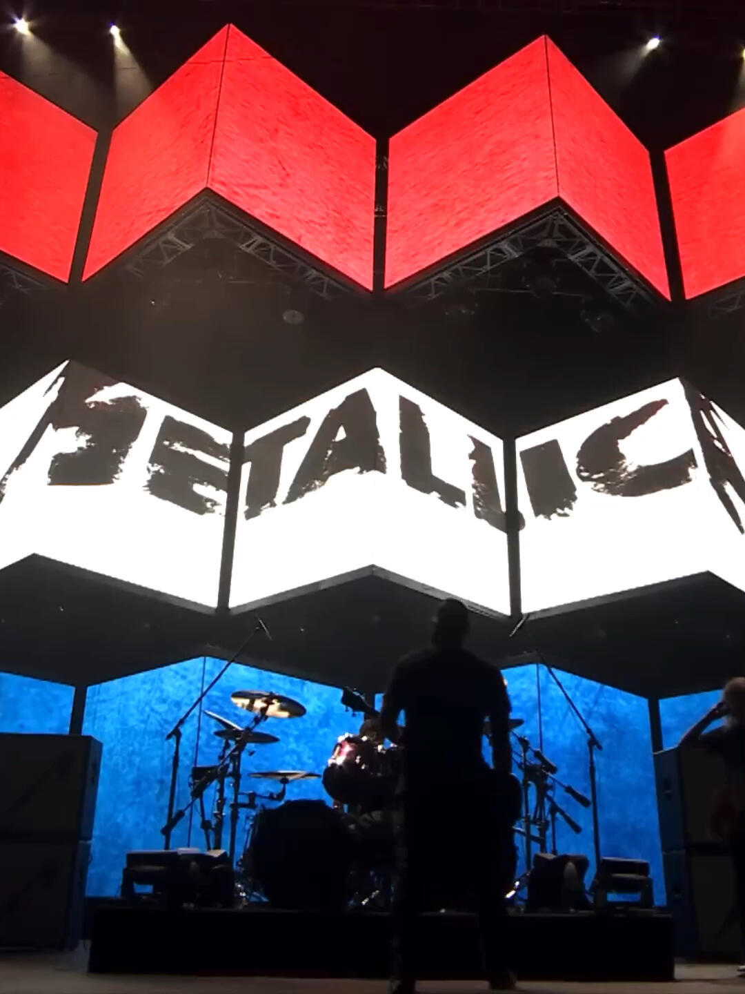 竖屏metallica最新官方高清现场metalm