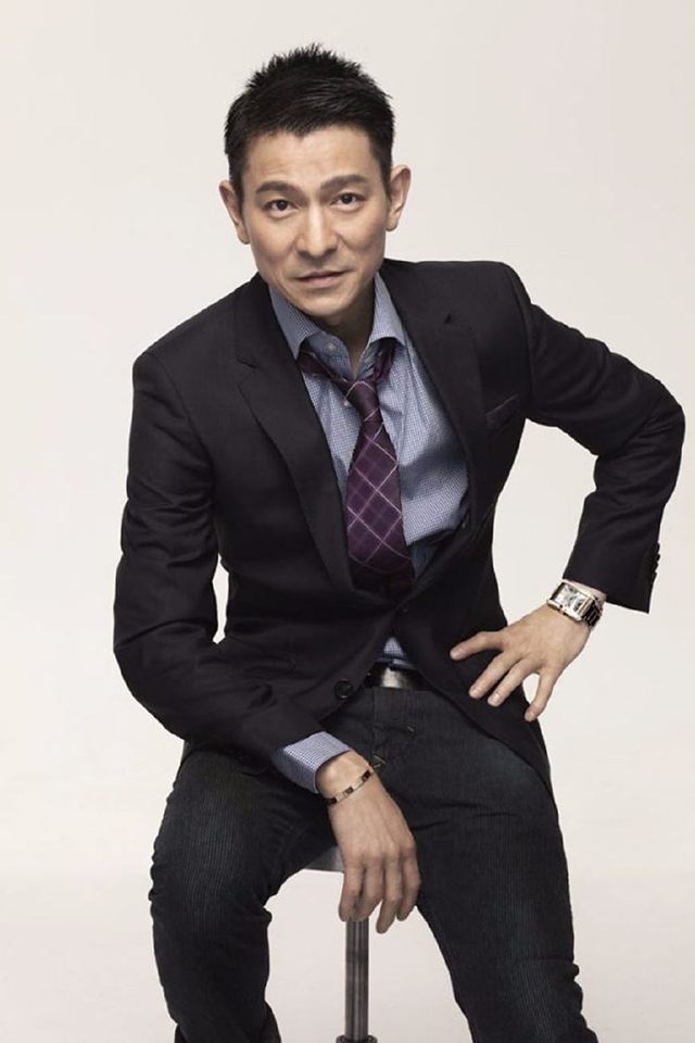 刘德华的超帅西装照, 人家这样的效果才能叫穿西服