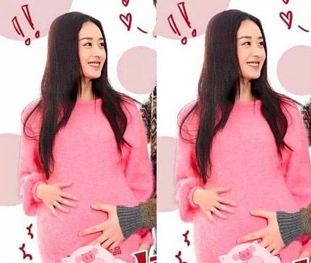 照片中的赵丽颖笑的很甜美,看起来非常幸福,手抚摸着自己的大肚子,看