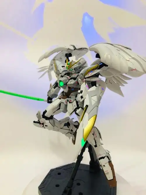 mg飞翼零式改白雪姬喷涂分享