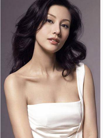 属狗水瓶座的女明星蔡依林:用音乐传达自我  蔡依林,出生于1980年的属