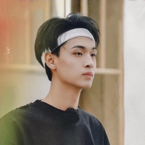 德云秦霄贤无与伦比的头像