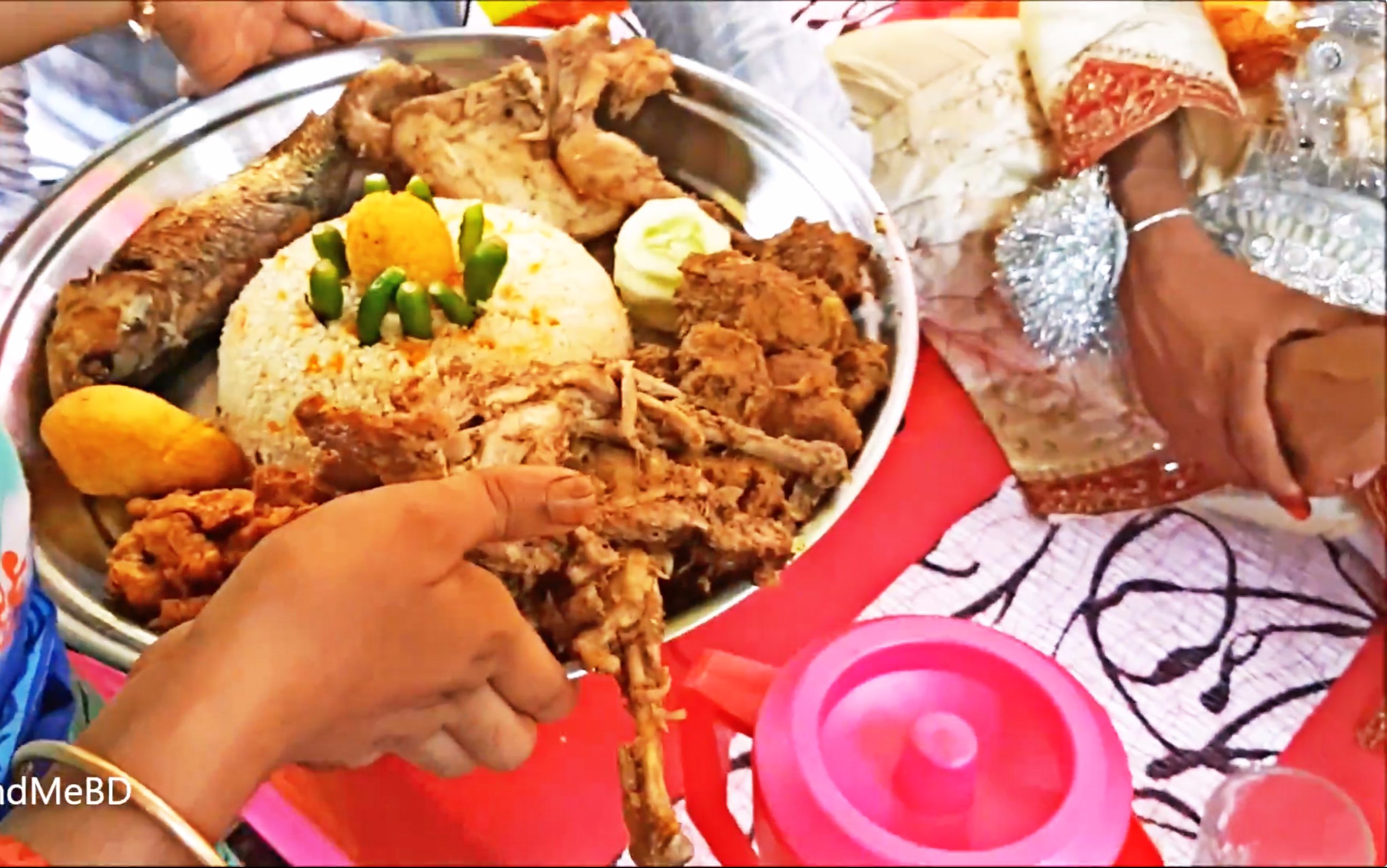 看过印度传统婚礼上的美食么来看看500人的印度婚宴吃什么