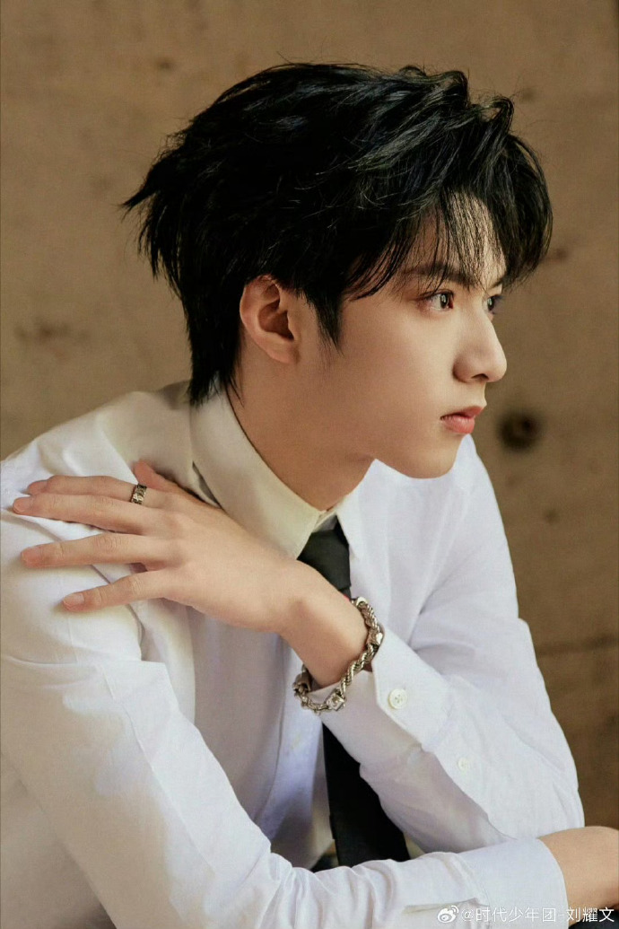 青年演员刘耀文##时代少年团-刘耀文last night