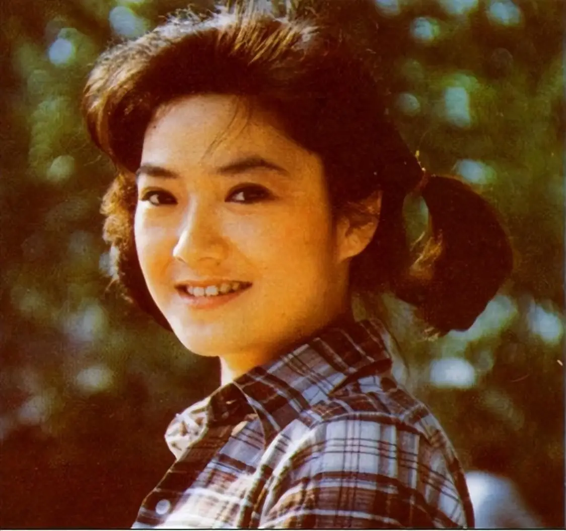 任冶湘息影32年 一组罕见照片曝光 昔日清纯美女 患病后像换了个人?