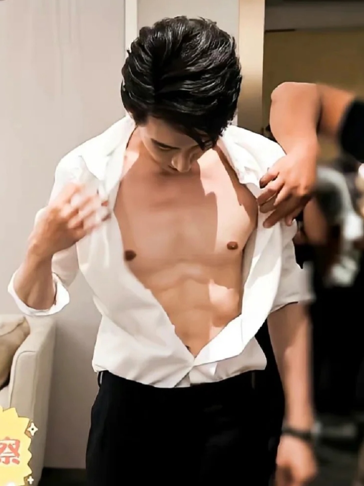 刘学义的腹肌,我不允许还有人没看过!