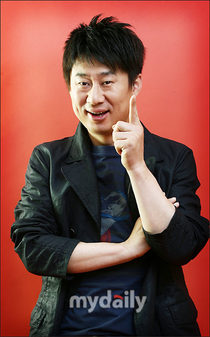 韩国笑星南熙石前经纪人自杀 妻子接受调查(图)