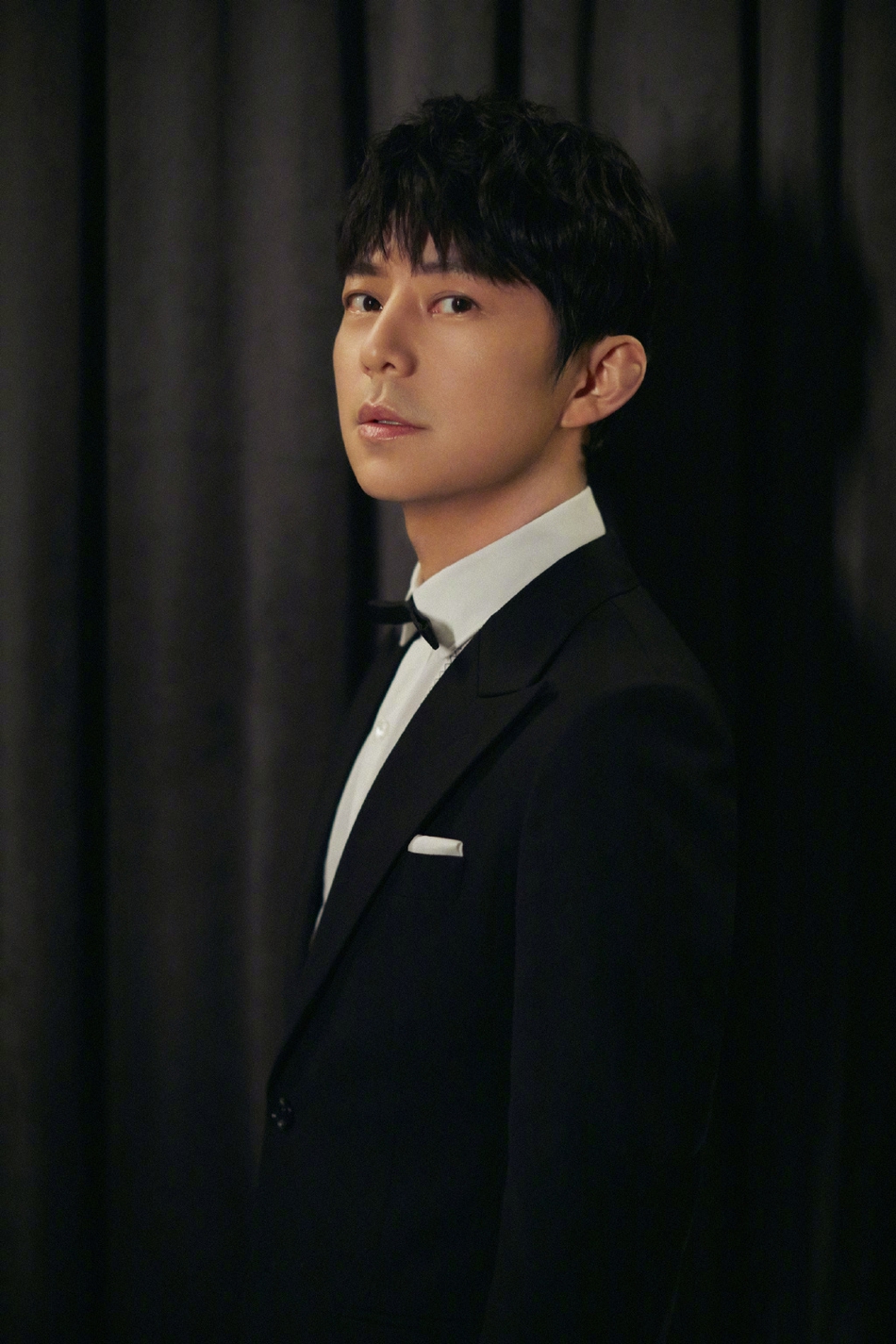 何炅回应嘴瓢称是正常发挥自侃只是个好看的主持人