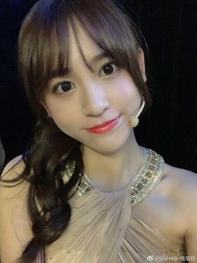偶像女团snh48钱蓓婷迷人写真美照欣赏