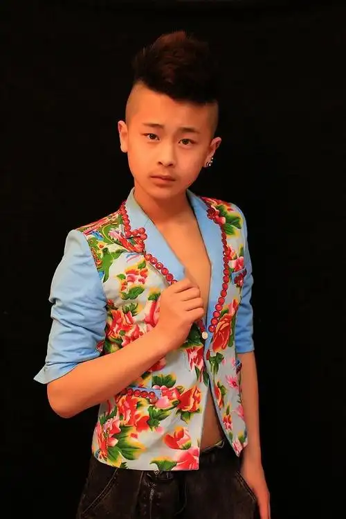 反串演员梁傲-2. - 男颜帝国° - 男颜帝国