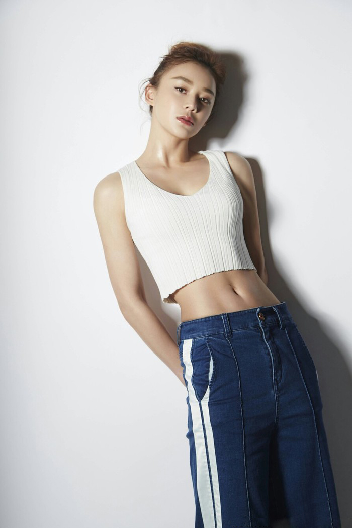 原创"马甲线女神"形象破灭?表面上光鲜亮丽,其实又懒又邋遢!