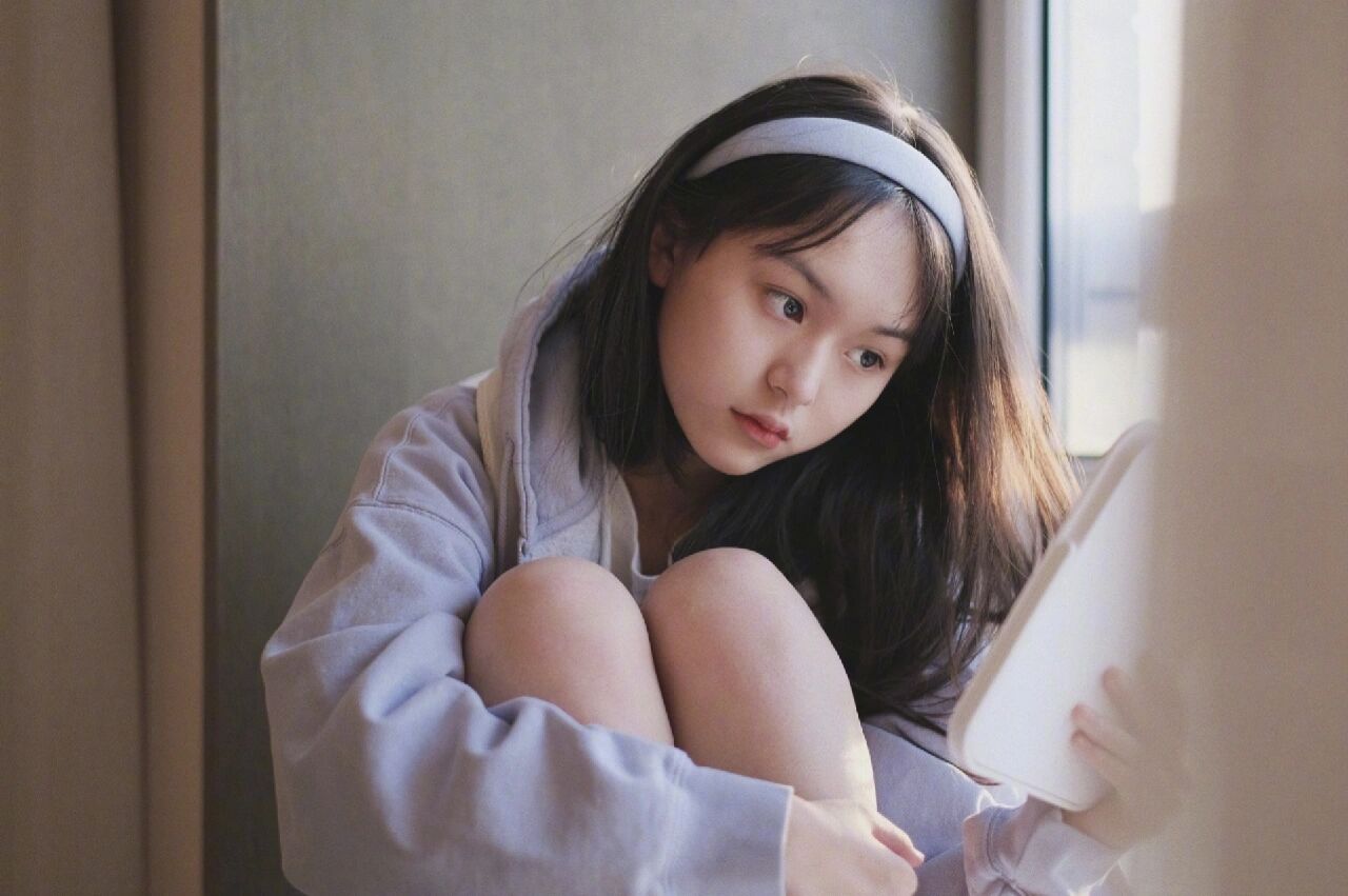 20230106刘楚恬微博更新 2023第一组图!