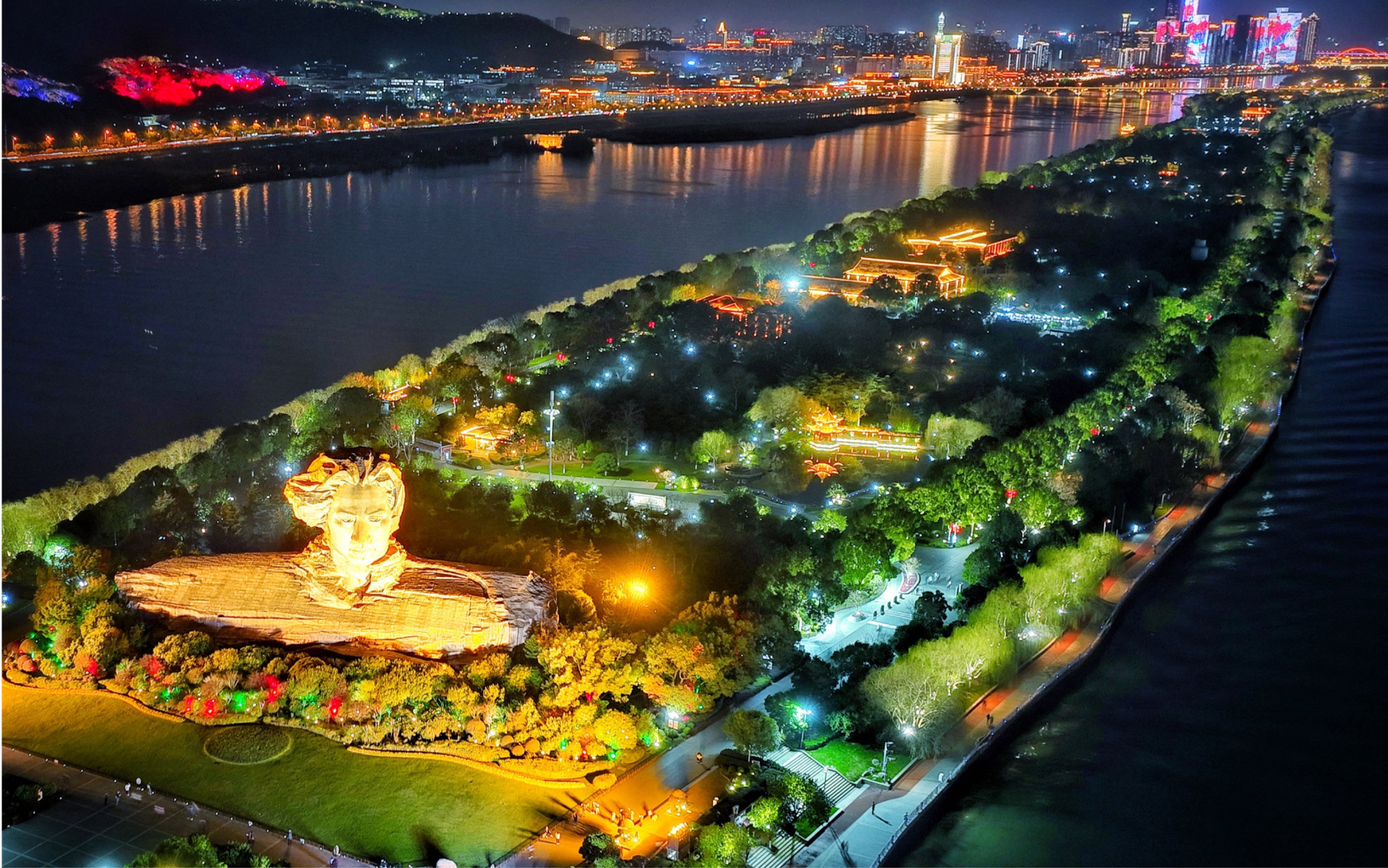 湘江北去,橘子洲头