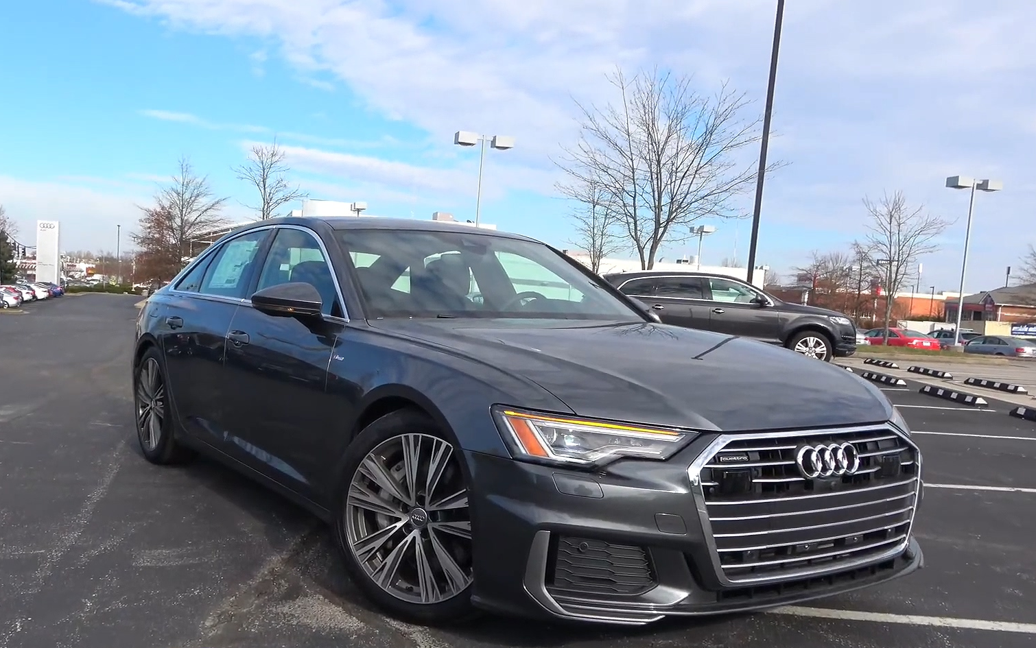 汽车2019款奥迪a6全面评测试驾