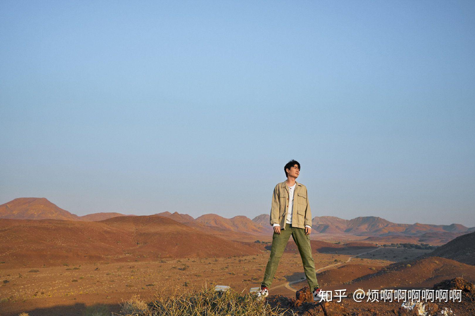 有没有朱一龙背影照或者远景照可以当手机壁纸或者电脑桌面的多多益善