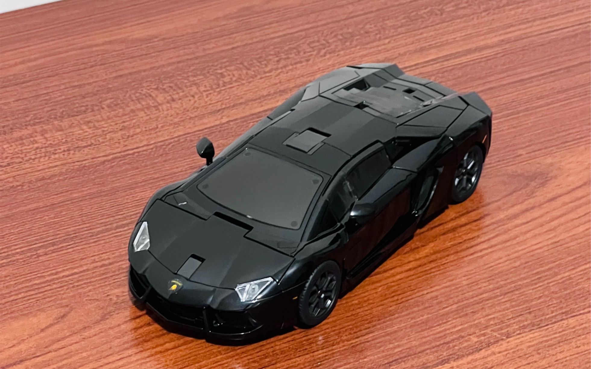 变形金刚4真人电影系列-赏金猎人 禁闭 变形视频欣赏