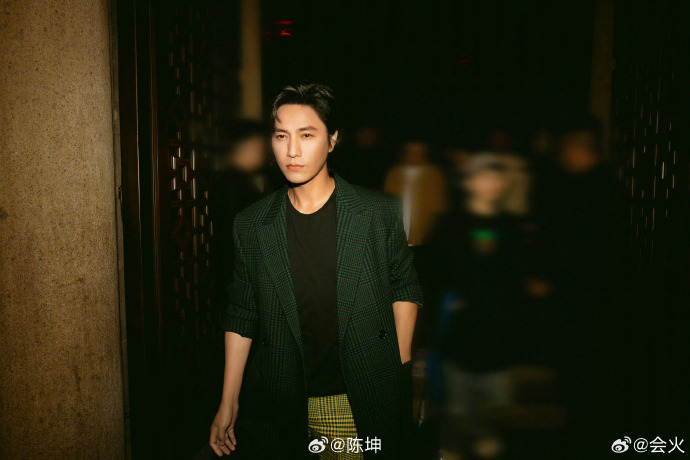 陈坤过年也胖了