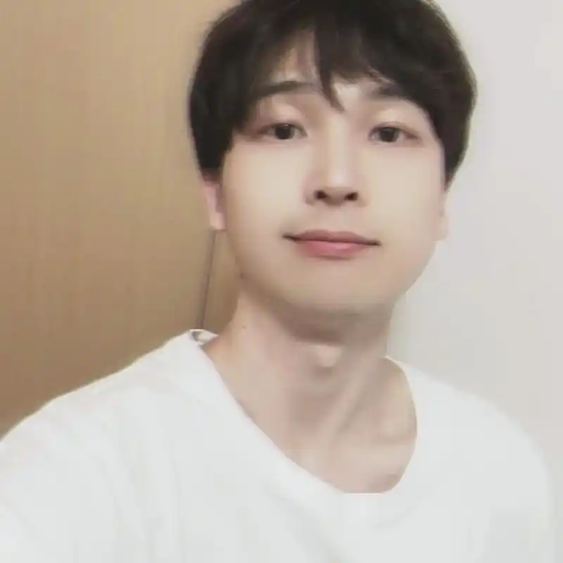 28岁老博士的少年感.有美颜我就是神!以后用作头像了 #小 - 抖音