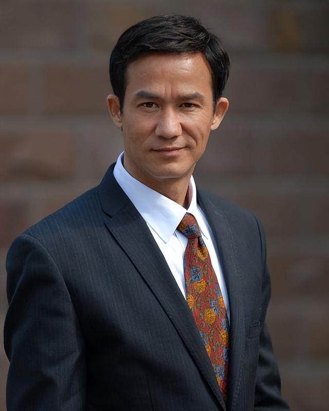 50岁的男明星有哪些(50岁男明星的照片大全)-天晟网