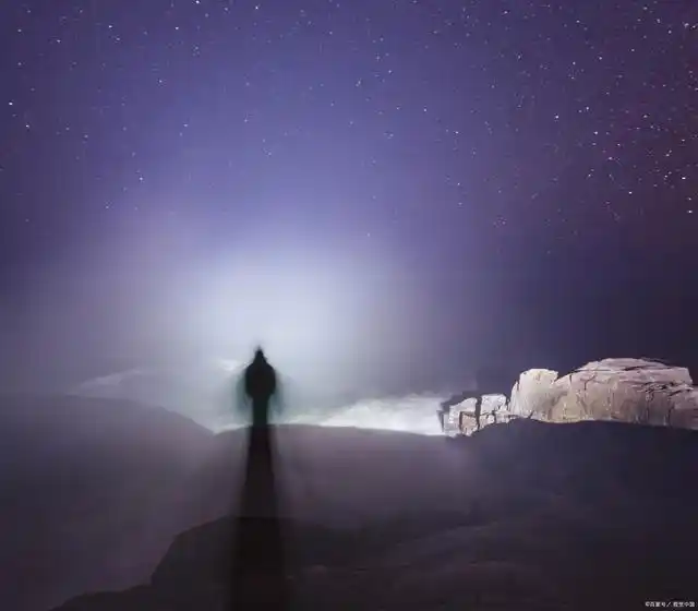 里的孤独伤感男网名的情感密码