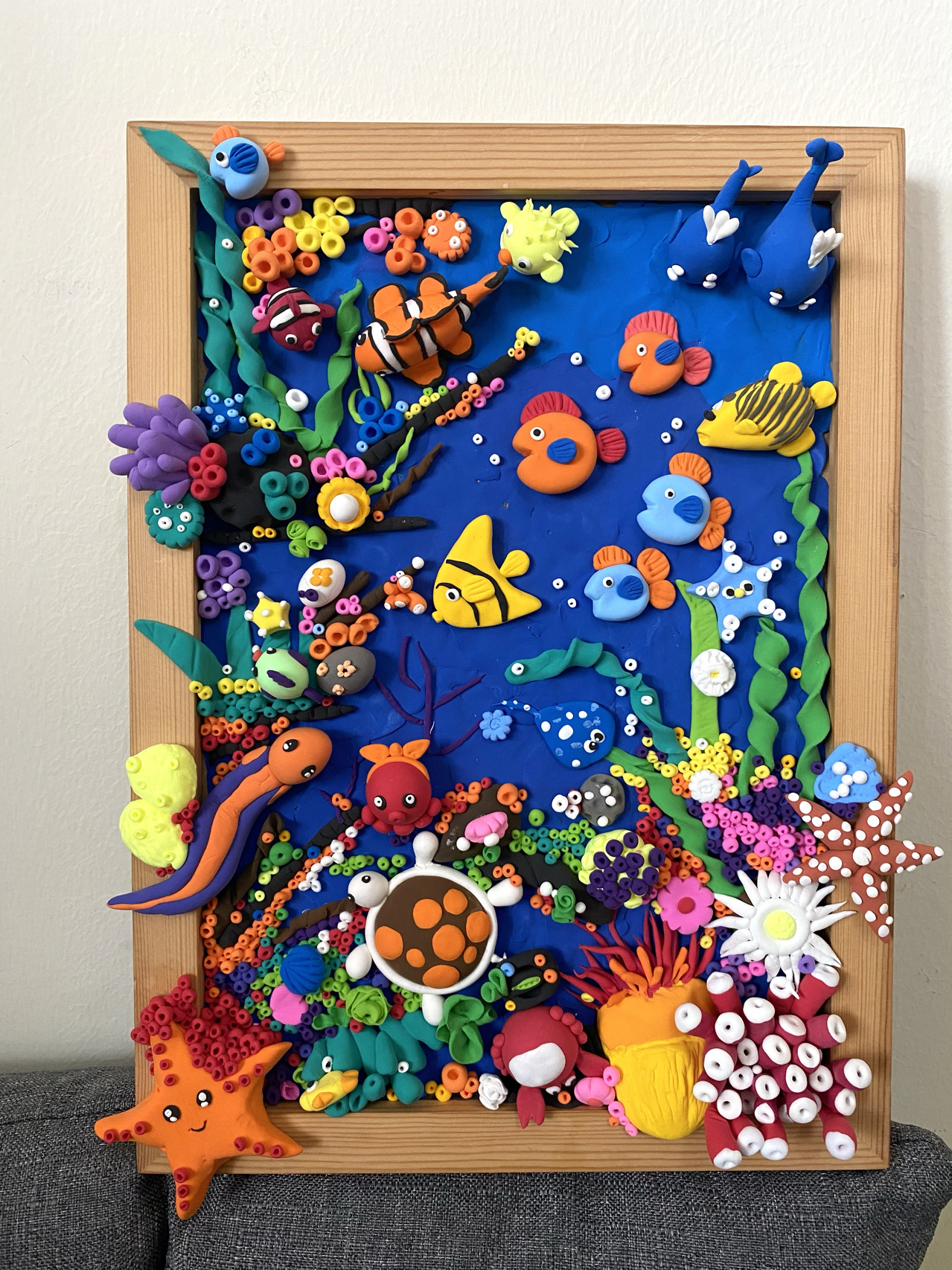 超轻粘土手作——海底世界 材料:相框1 超轻粘土24色 还有买粘土送的