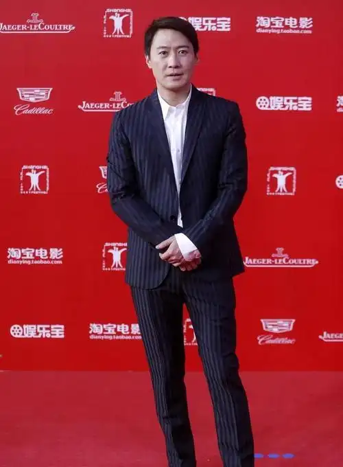 黎明2岁女儿近照曝光,从小被嘲长得丑,今高级脸美到你高攀不起_美食