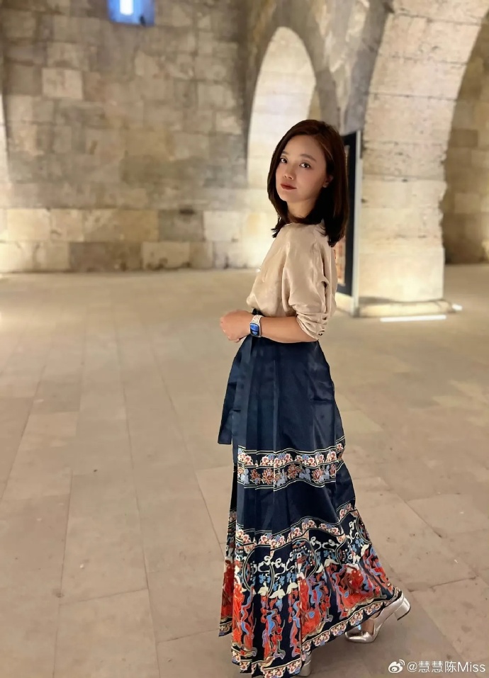 报道巴以冲突的中国战地女记者陈慧慧