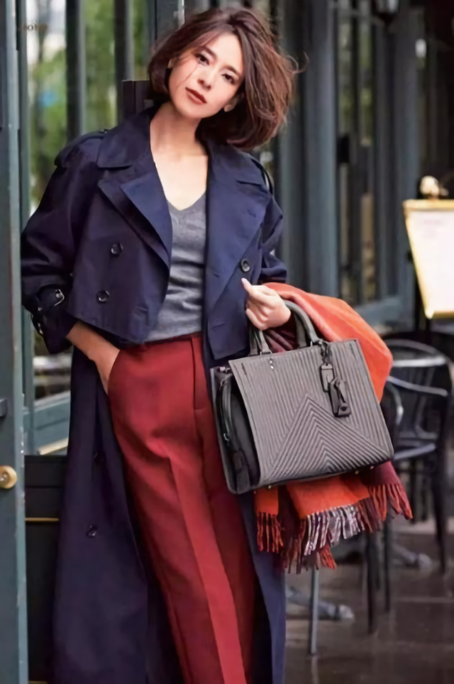 枣红色最佳颜色搭配,4种搭配风格,你会喜欢哪一种?