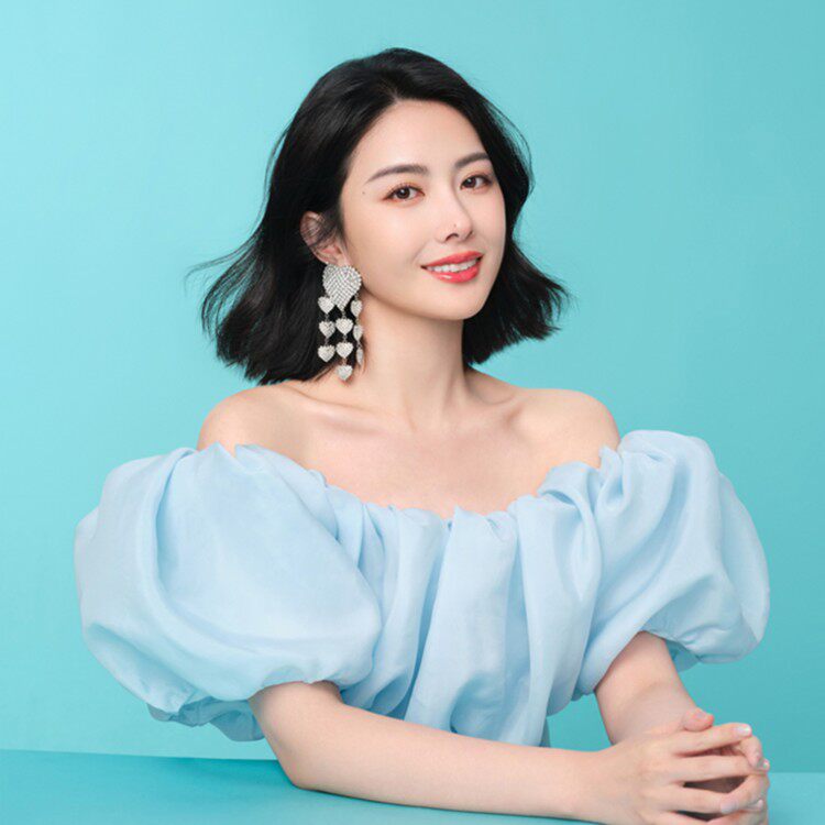 18:14来自淘宝直播陈洁kiki 关注c0955527123004小窗口今晚6