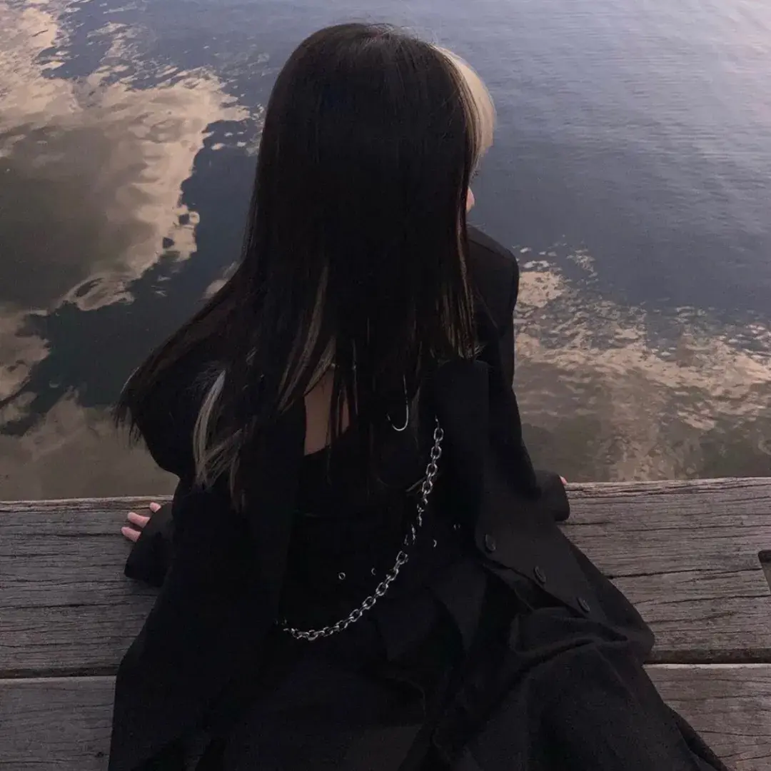 女生头像|ins高级质感 不露脸背影头像 - 知乎