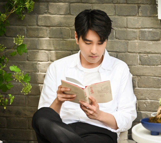 赵又廷这是经历了啥?曾是帅过小鲜肉的男神,生娃后胖成油腻男