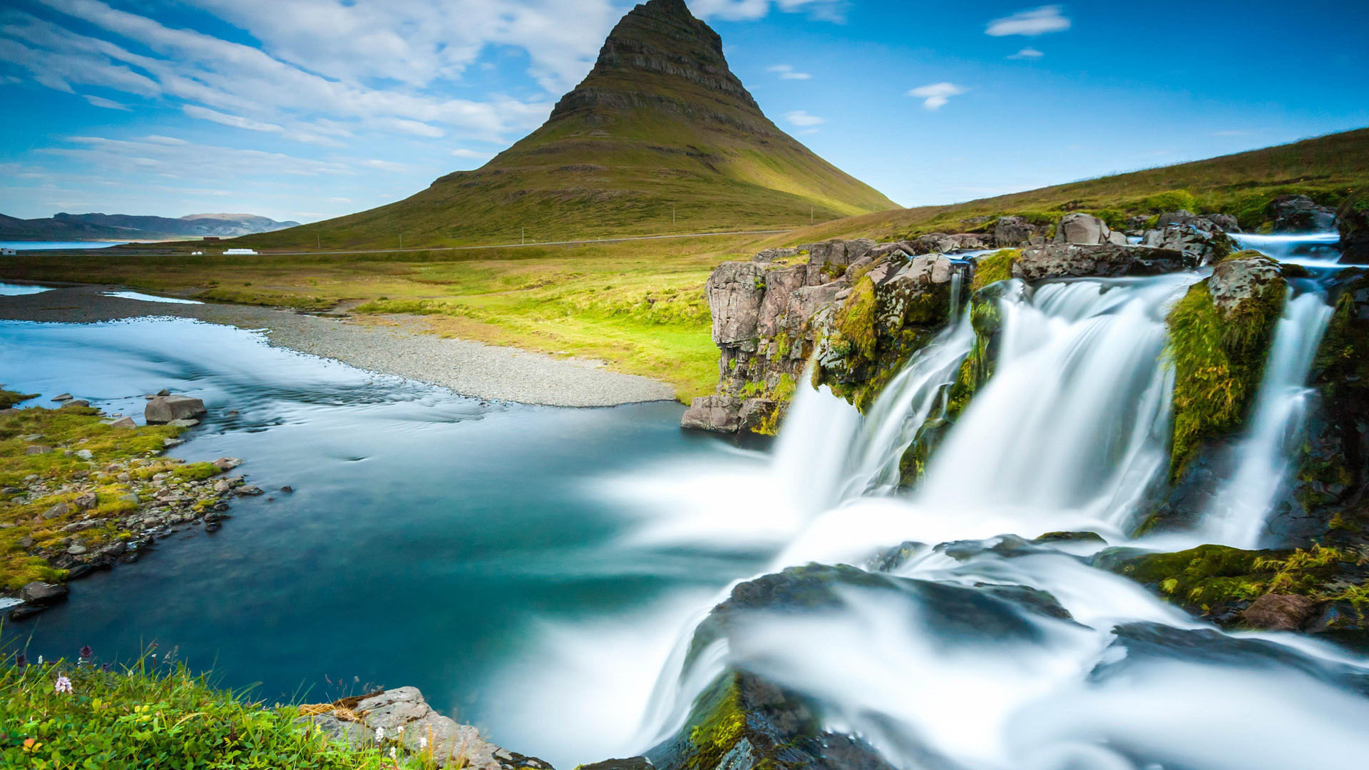 大自然壮观瀑布风景桌面壁纸
