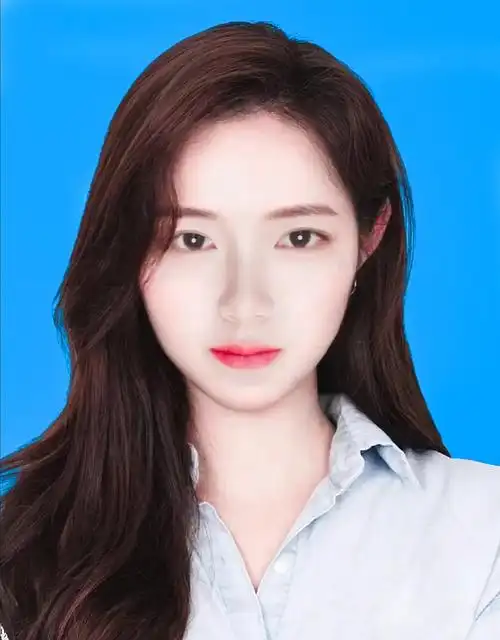 可否p成蓝底证件照🙏🙏万分感谢!