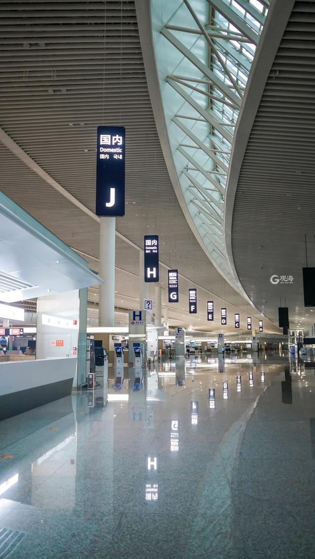 2021年7月,机场内部图.(唐婕 摄)