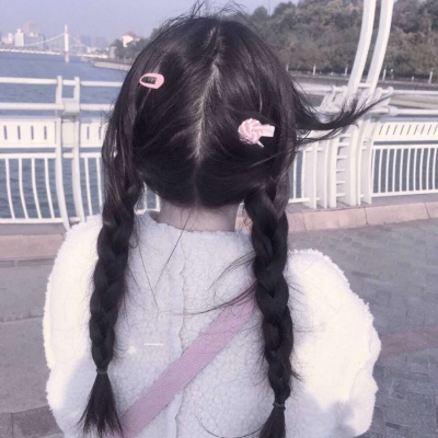 江淮可爱双马尾背影真人闺蜜女头可单用