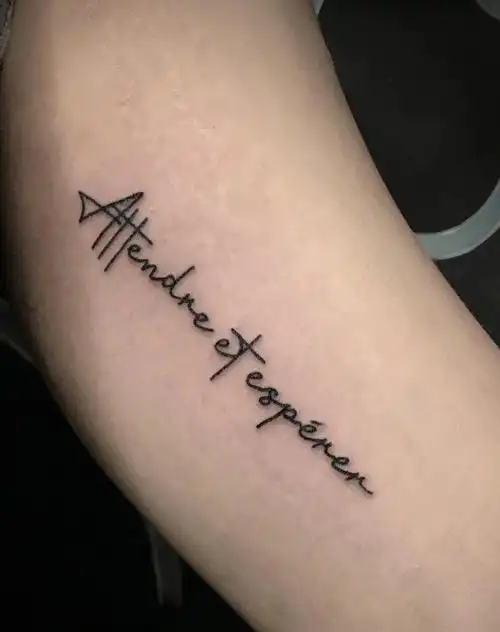 字母作品[doge]#纹身 # #上海纹身 # #字母纹身 # #小清新纹身