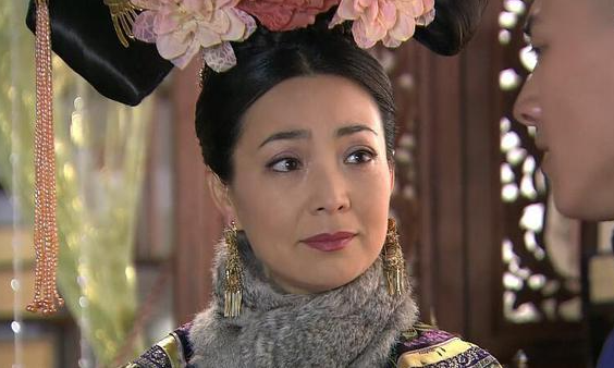 是康熙为老不尊吗?已经五十多岁的德妃娘娘,还被叫去伺候