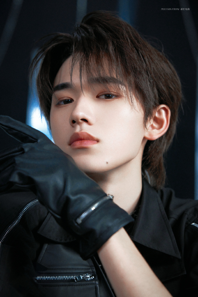 明天即将看到亚轩大人的第n层人格魅力99#时代少年团王者直播首秀