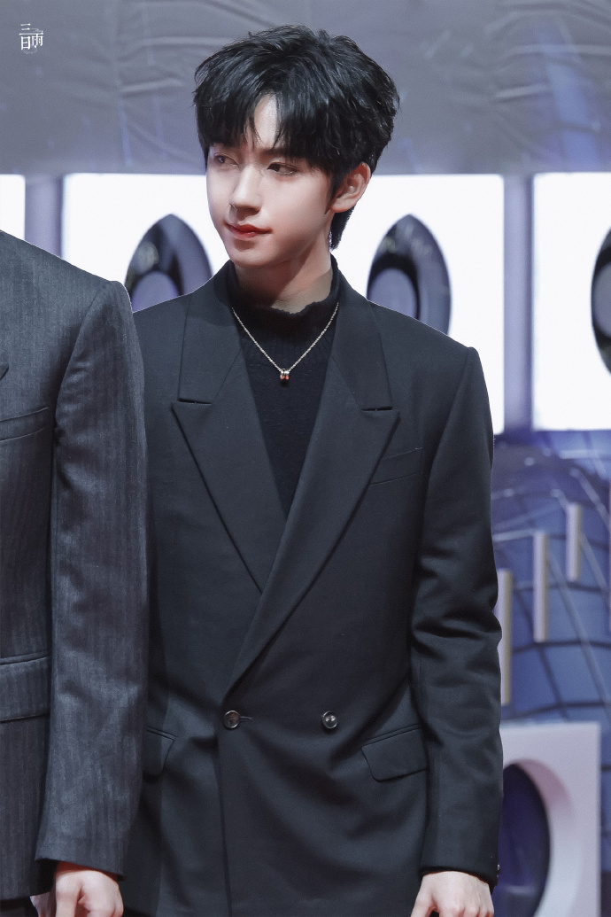 时代少年团tmea西装造型##tmea盛典红毯