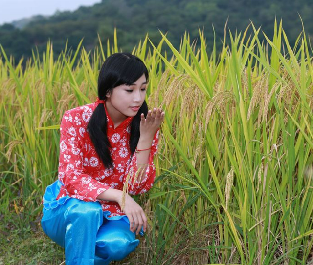 故事:她,曾在下乡时吃了不少苦,后来努力成了事业有成的老板娘