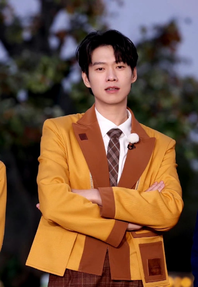 魏大勋好会夸人#魏大勋就是小太阳7715温暖身边的每一个人!