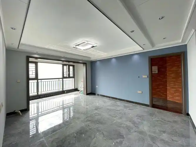 立邦网红色杏子灰北国山川雪山霞光