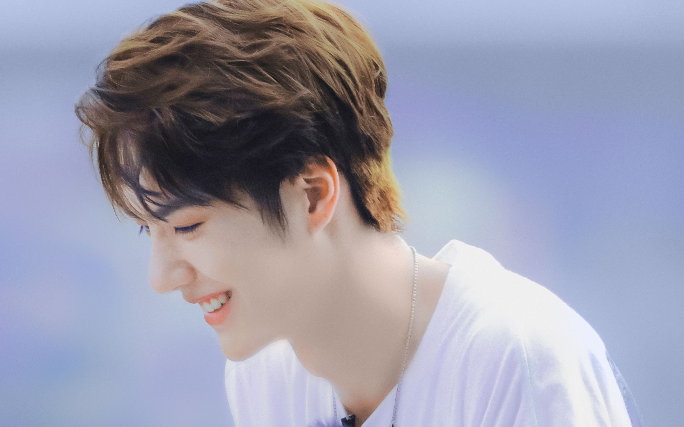 【团宠成长日记(三)】让王一博笑而不语的那三年究竟发生了什么?