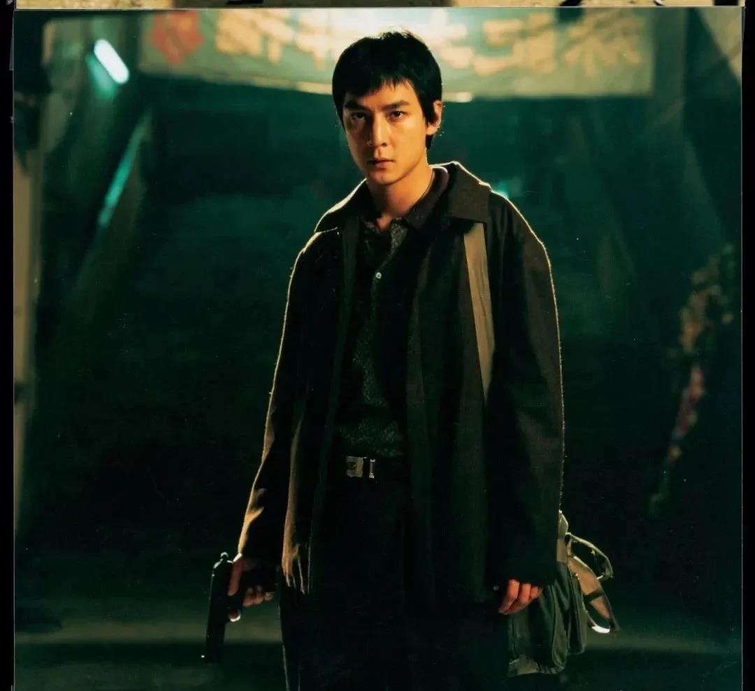 原创吴彦祖新电影造型曝光狗啃刘海他再也不是从前那个阿祖了