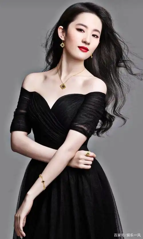 中国现代四大美女出炉,为何四千年美女鞠婧祎被抛弃?