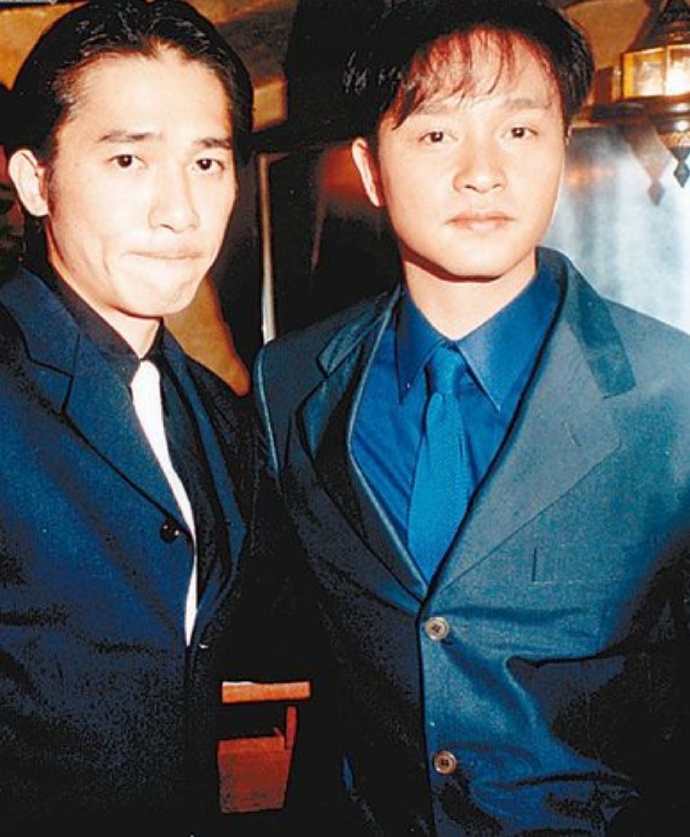 梁朝伟刘嘉玲深情怀念哥哥#影帝梁朝伟也分享过,不太喝酒的张国荣