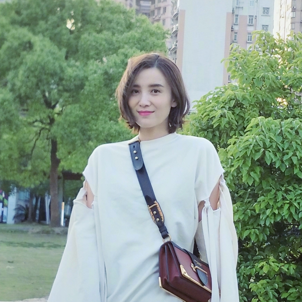 你嫌短发太单调 宋佳却玩出了72变